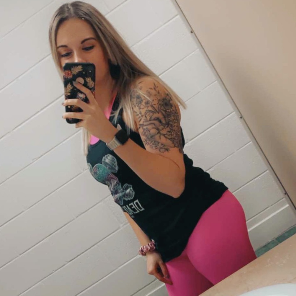 Meet your Posher, Kayla